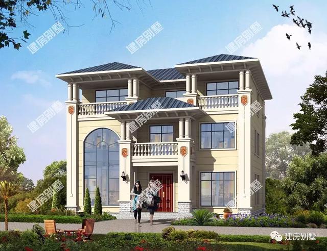 開間13米的鄉村三層自建房，都有挑空的客廳，氣派非凡