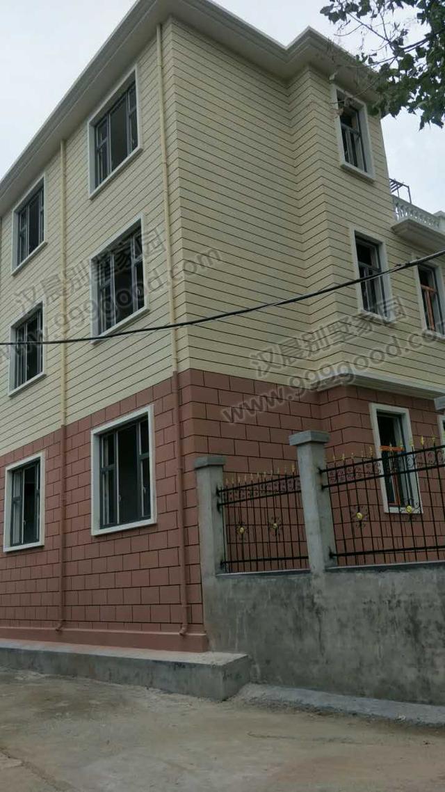 經(jīng)典氣派農(nóng)村別墅設(shè)計(jì)圖，13.1X11.4米，提高了居住的安全舒適性