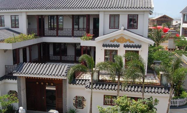 在村里很低調(diào)默默賺錢的人如今在村里建最土豪的四合院，驚艷了十里八鄉(xiāng)！