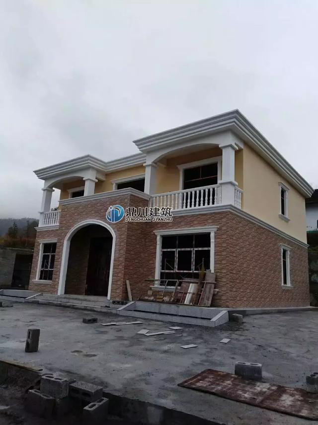 經濟實用的二層鄉村別墅設計圖，4款案例，供你參考。