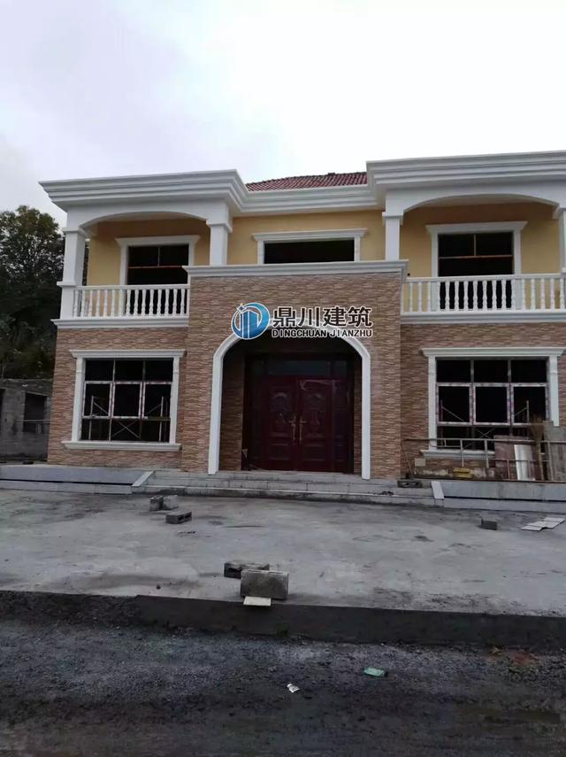 經濟實用的二層鄉村別墅設計圖，4款案例，供你參考。