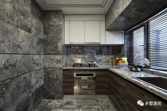 三層歐式農村小別墅設計圖，時尚大氣，多窗設計，建上一棟比城里買房要好太多了！