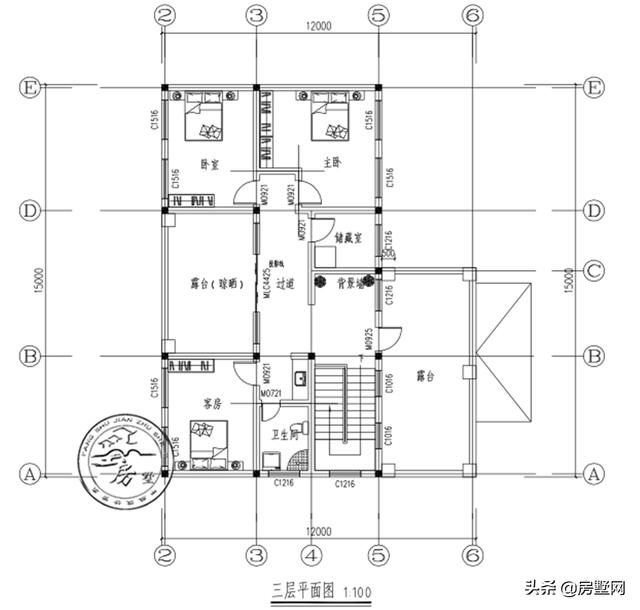 三層簡歐別墅設計圖，處在低洼地段，看看業主是如何解決的。