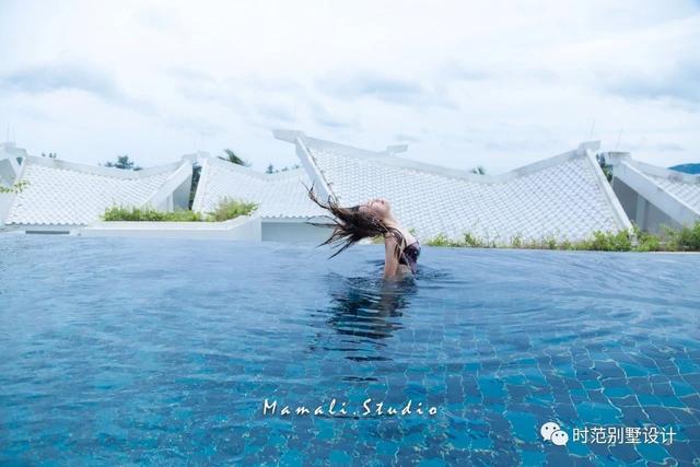 帶地下室的三層歐式別墅設計圖，高貴典雅，完美生活。