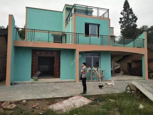 鄉(xiāng)村預算15萬自建房屋設計圖，22萬花完卻只起了毛坯，感嘆農村蓋房艱辛