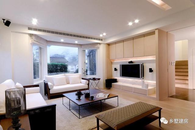 簡(jiǎn)歐風(fēng)別墅設(shè)計(jì)圖，11X9.6米帶閣樓設(shè)計(jì)別具一格，適合農(nóng)村自建！