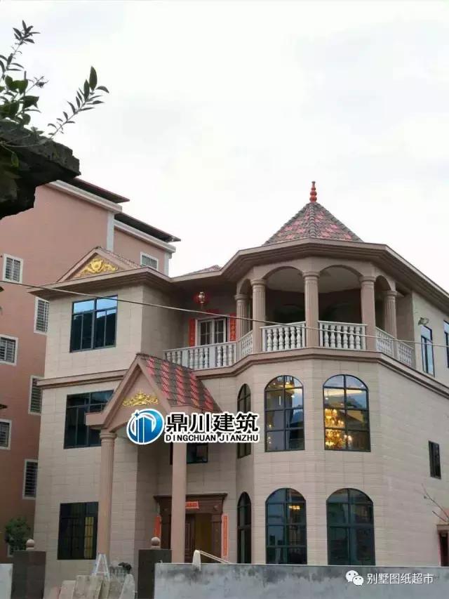 5款三層小別墅建成案例及設(shè)計(jì)圖，建房就要這樣建，第二款最經(jīng)典！