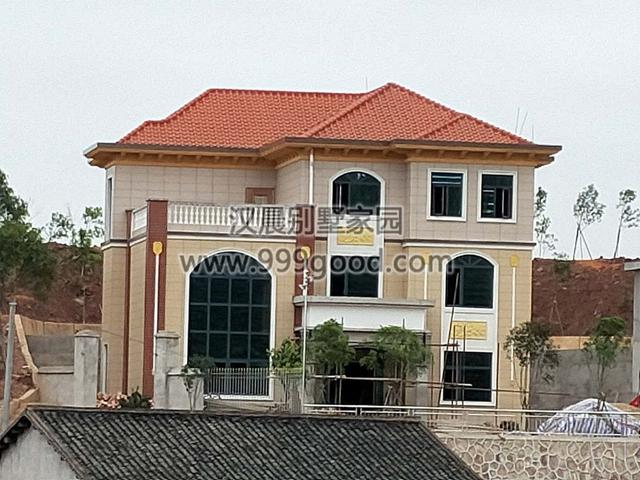 六款農(nóng)村別墅設(shè)計(jì)圖，布局設(shè)計(jì)合理實(shí)用，在村里建一棟這樣的別墅，很多城里人看見都自愧不如。