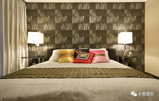 兩層簡歐風(fēng)別墅設(shè)計圖，地下室+挑空客廳，功能齊全，樣式美觀。農(nóng)村自建房中的完美選擇