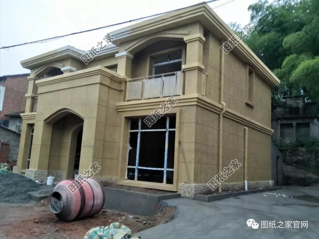 花27萬(wàn)在農(nóng)村自建二層小別墅，真漂亮，附戶型設(shè)計(jì)圖【建房實(shí)拍】