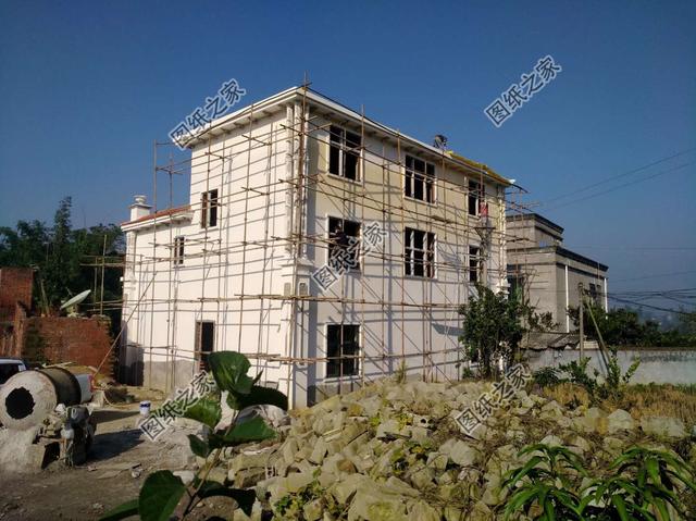 河南張總曬自建的民宿，二層半的，附戶型設(shè)計(jì)方案