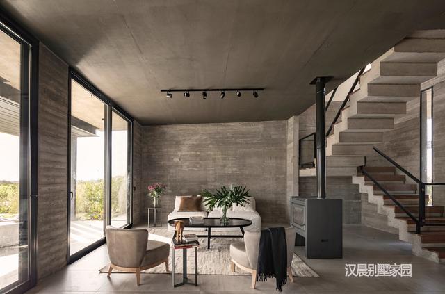 國外二層個(gè)性別墅效果圖，符合中國人的喜歡嗎