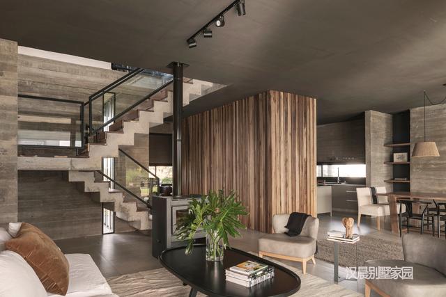 國外二層個(gè)性別墅效果圖，符合中國人的喜歡嗎