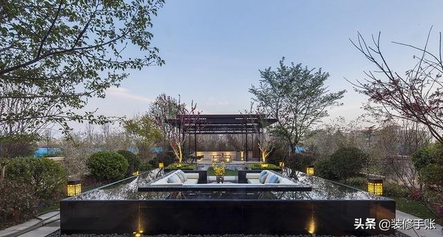 300平中式大別墅實拍圖，超大庭院像小公園