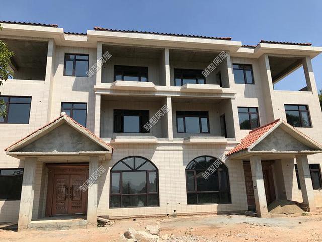 湖南小張曬農(nóng)村別墅，一棟比一棟漂亮，網(wǎng)友：羨慕不是房是宅基地