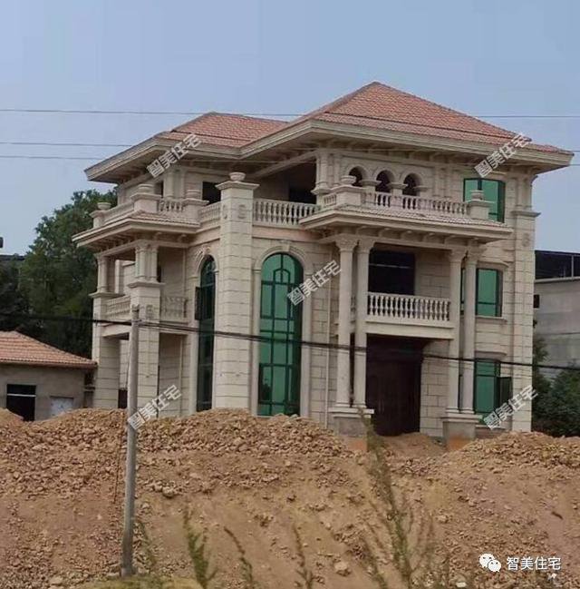 驚艷的歐式三層豪宅設計戶型方案圖，主體+外裝70萬