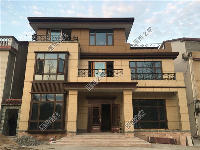 三層自建房實(shí)景圖，看了別人家建的房子，我也心動(dòng)了