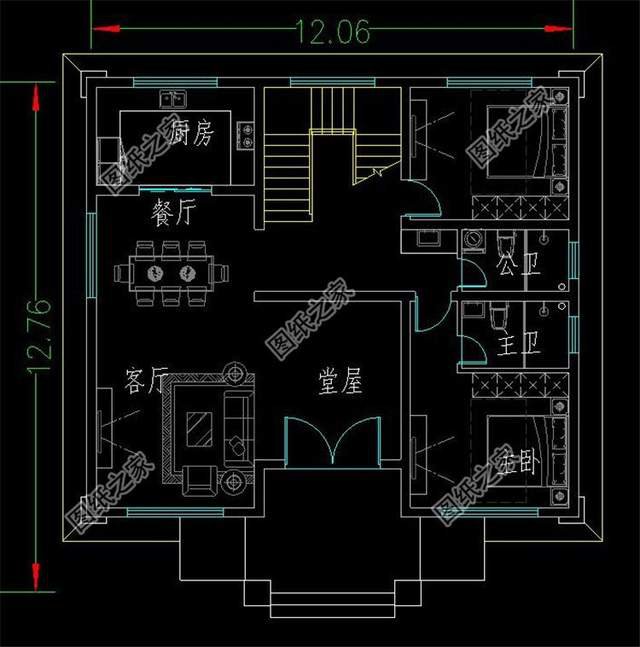 農村別墅帶有大面積落地窗設計，用心打造溫暖春日中的舒適生活